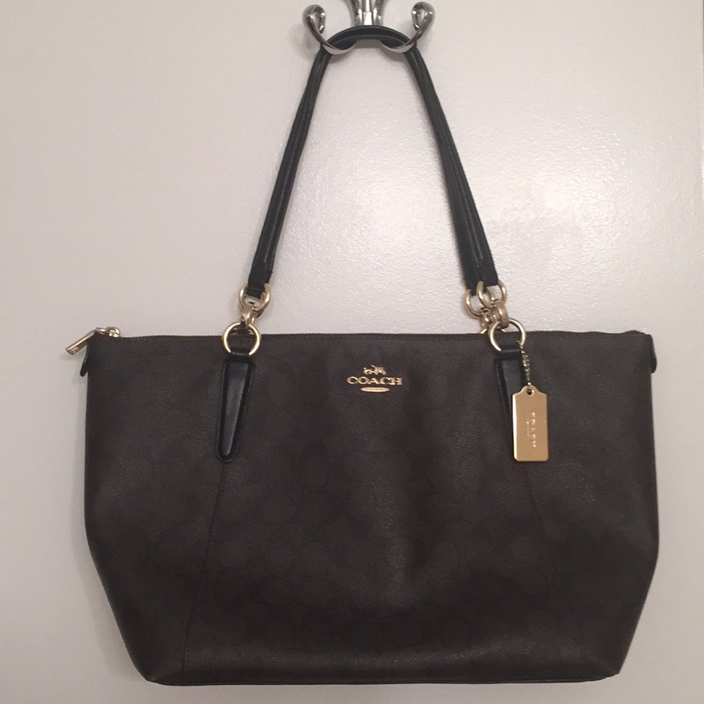 Coach handbag